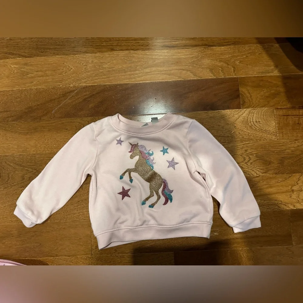 Enchanting Duo of Girls’ 18-24M Sweaters with Rainbow & Unicorn Motifs